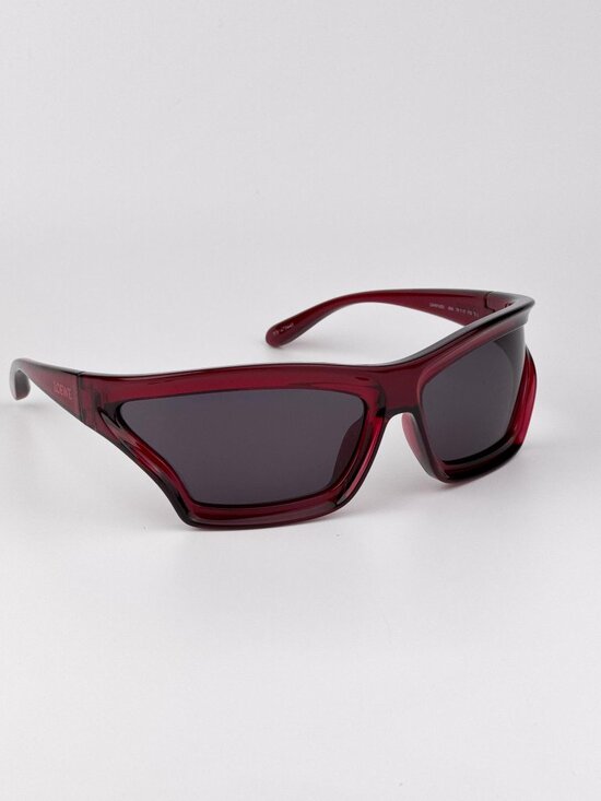 Loewe x PAULA\'S IBIZA Men Sunglasses – Transparent Red/Smoke Wraparound Frame main image 5